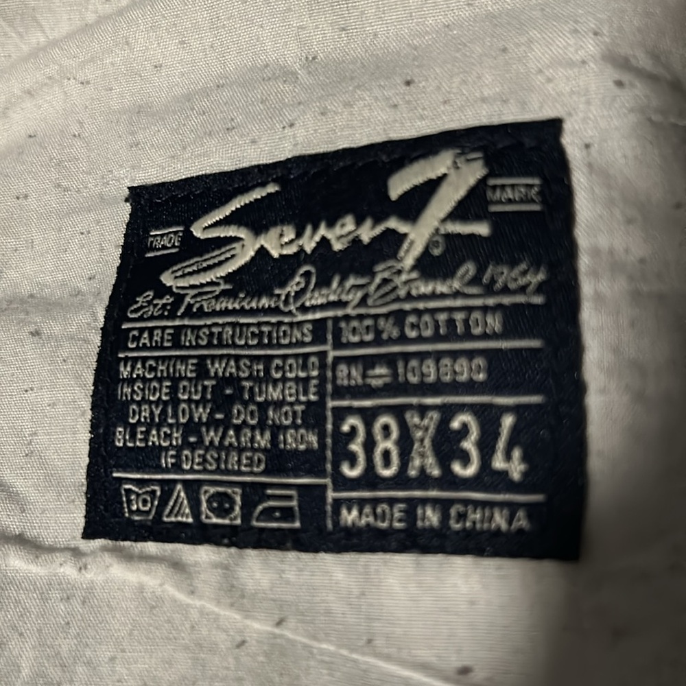 Seven7 Jeans - Picture 8 of 8